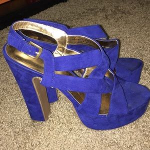 Chunky Blue heels